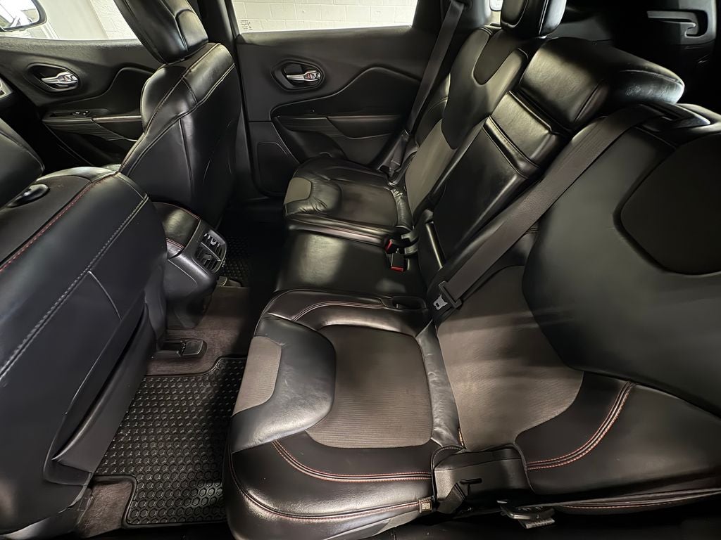 2016 Jeep Cherokee Trailhawk Integrated Voice Command w/Bluetooth