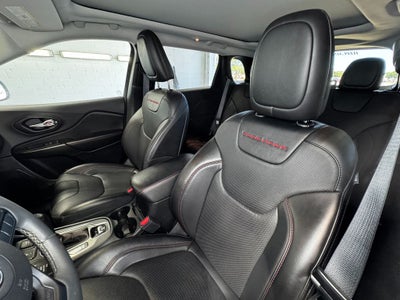 2022 Jeep Cherokee Trailhawk Sunroof