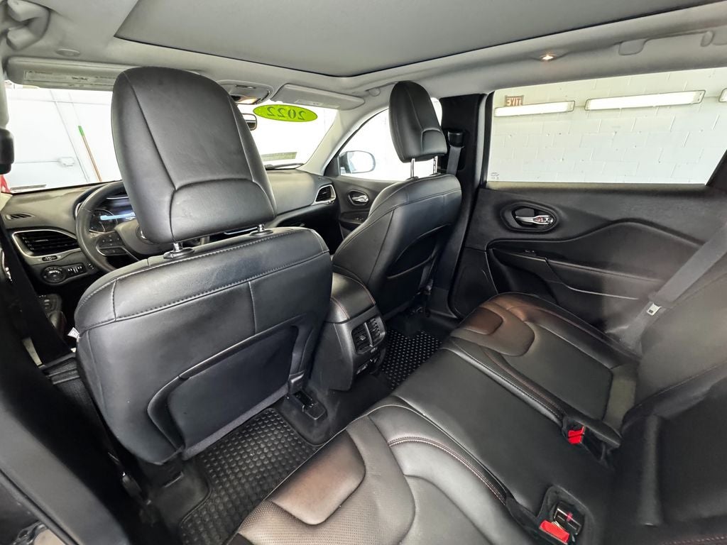 2022 Jeep Cherokee Trailhawk Sunroof