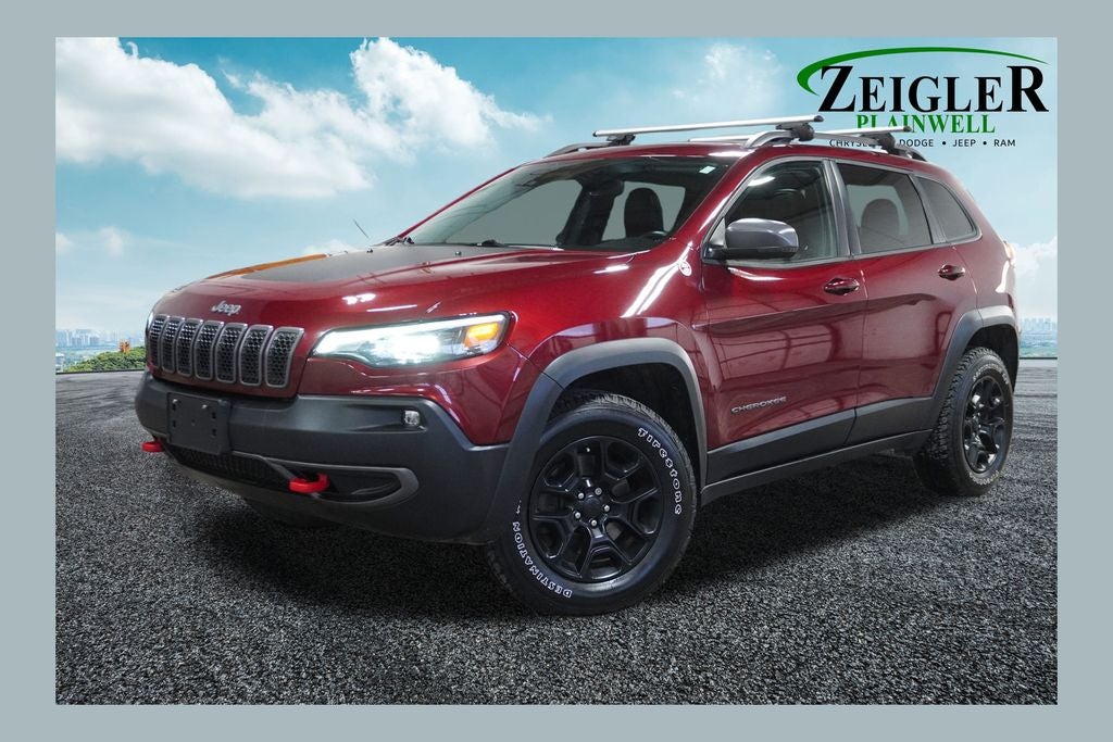 2020 Jeep Cherokee Trailhawk Navigation System & Full Sunroof