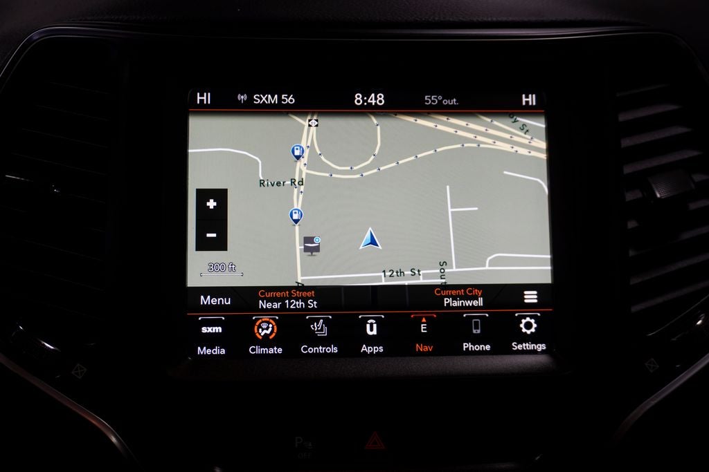 2020 Jeep Cherokee Trailhawk Navigation System & Full Sunroof