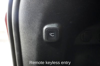 2020 Jeep Cherokee Trailhawk Navigation System & Full Sunroof