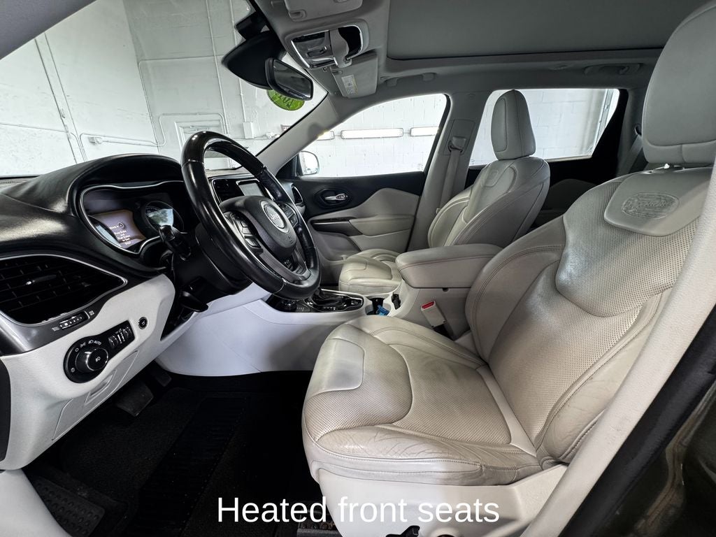 2019 Jeep Cherokee Overland Sunroof
