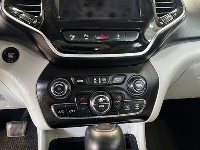 2019 Jeep Cherokee Overland Sunroof