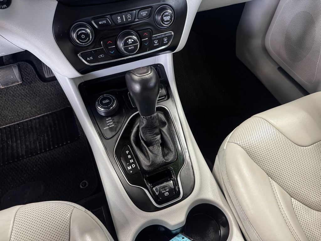 2019 Jeep Cherokee Overland Sunroof