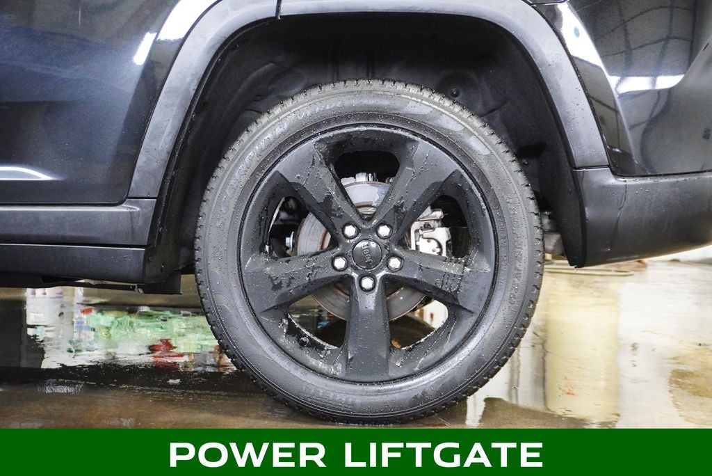 2023 Jeep Grand Cherokee Altitude X Power Sunroof & Capri Leatherette/Suede Seats