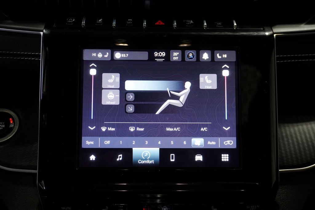 2023 Jeep Grand Cherokee Altitude X Navigation & Power Sunroof