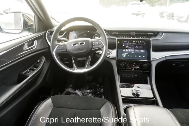 2023 Jeep Grand Cherokee Altitude X Power Sunroof & ParkView Rear Back-Up Camera