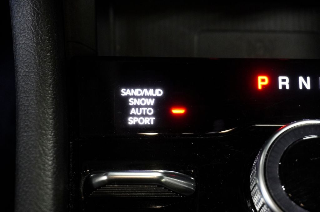 2023 Jeep Grand Cherokee Limited Navigation System & Surround View Camera System