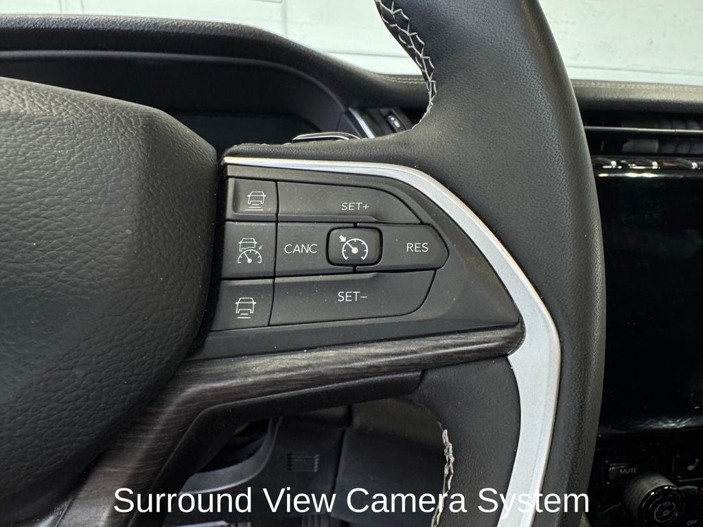 2024 Jeep Grand Cherokee Limited Black Appearance Package