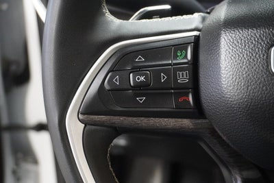 2023 Jeep Grand Cherokee Limited Navigation System & ParkView Rear Back-Up Camera