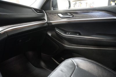 2023 Jeep Grand Cherokee Limited Navigation System & ParkView Rear Back-Up Camera