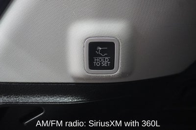 2023 Jeep Grand Cherokee Limited Navigation System & ParkView Rear Back-Up Camera