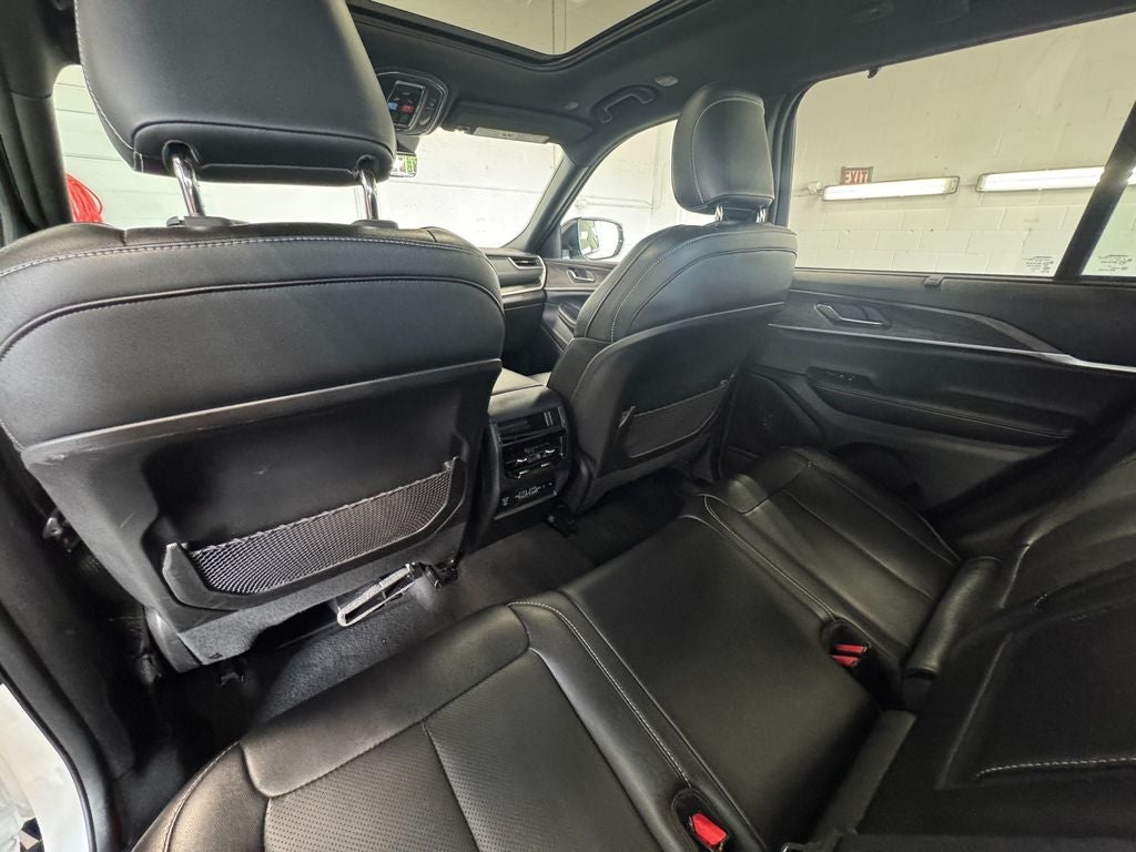 2024 Jeep Grand Cherokee Limited Panoramic Sunroof