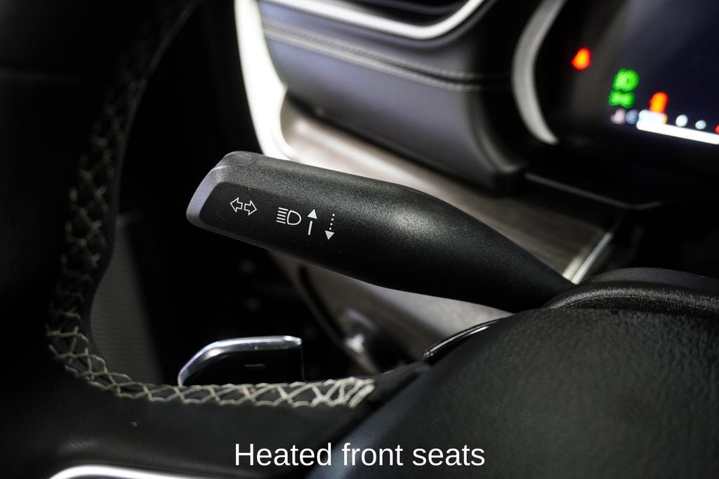 2024 Jeep Grand Cherokee Limited Navigation System & Dual-Pane Panoramic Sunroof