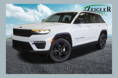 2023 Jeep Grand Cherokee Limited Blackout Package with Navigation