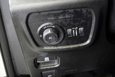 2023 Jeep Grand Cherokee Limited Blackout Package with Navigation