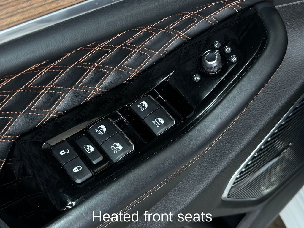 2023 Jeep Grand Cherokee Summit Power moonroof