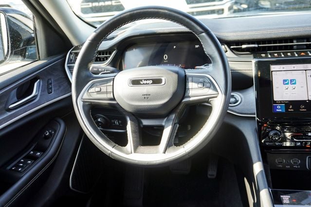 2022 Jeep Grand Cherokee L Limited Apple CarPlay & Google Android Auto