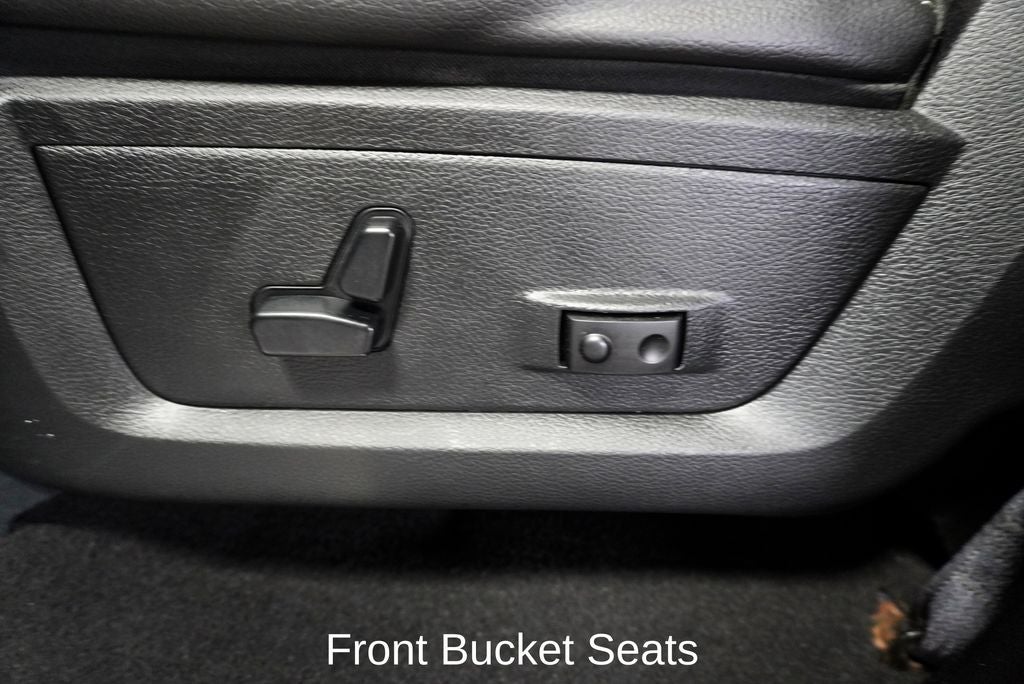 2015 RAM 1500 Sport Integrated Voice Command w/Bluetooth