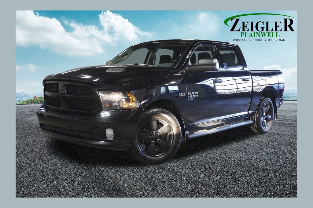 2019 RAM 1500 Classic Express ParkView Rear Back-Up Camera & Integrated Voice Co