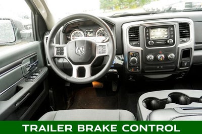 2022 RAM 1500 Classic SLT Apple CarPlay & ParkView Rear Back-Up Camera