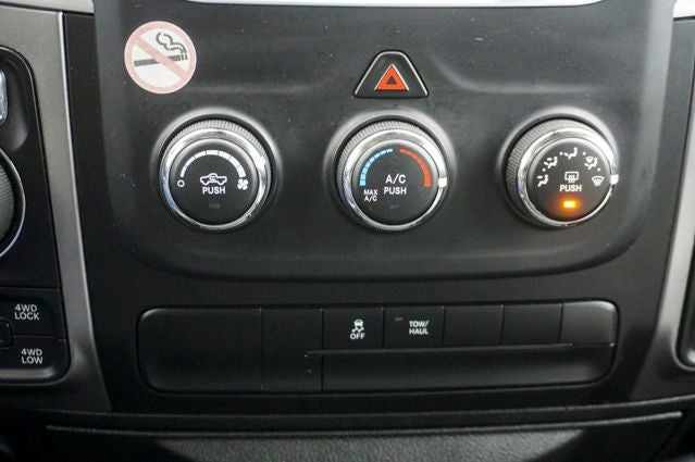 2023 RAM 1500 Classic SLT ParkView Rear Back-Up Camera & Integrated Voice Co