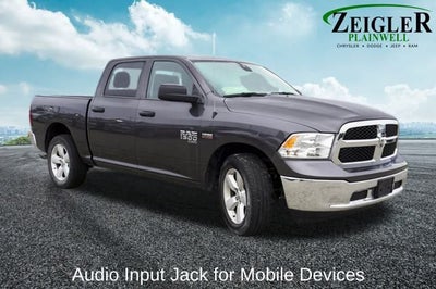 2023 RAM 1500 Classic SLT ParkView Rear Back-Up Camera & Integrated Voice Co