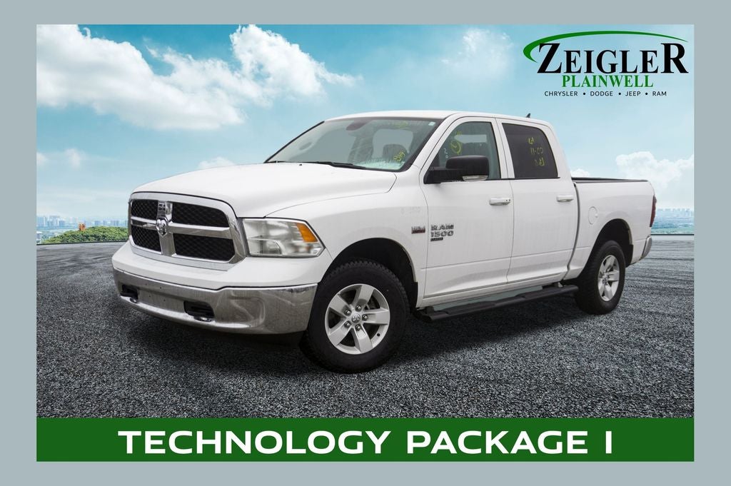 2022 RAM 1500 Classic SLT ParkView Rear Back-Up Camera &Integrated Voice Com