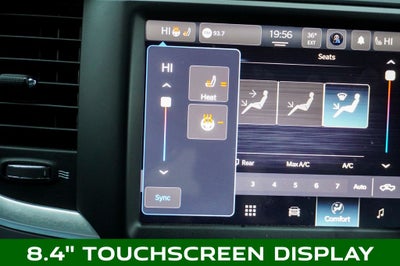 2022 RAM 1500 Classic SLT ParkView Rear Back-Up Camera &Integrated Voice Com