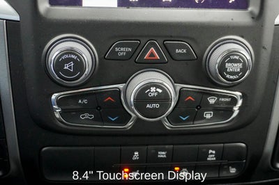 2022 RAM 1500 Classic SLT ParkView Rear Back-Up Camera &Integrated Voice Com