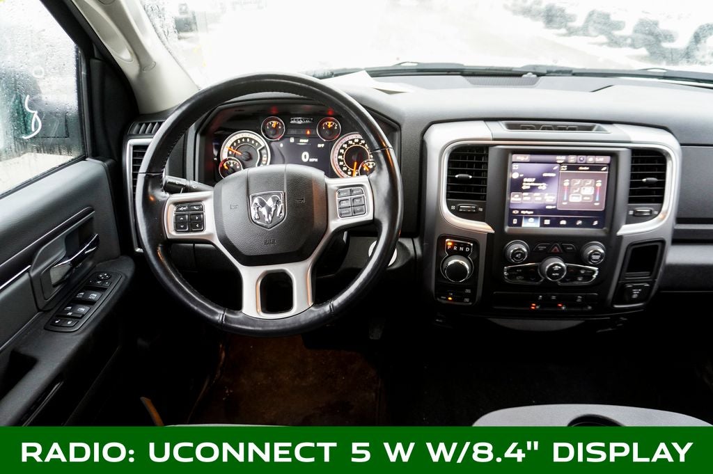 2022 RAM 1500 Classic SLT ParkView Rear Back-Up Camera &Integrated Voice Com