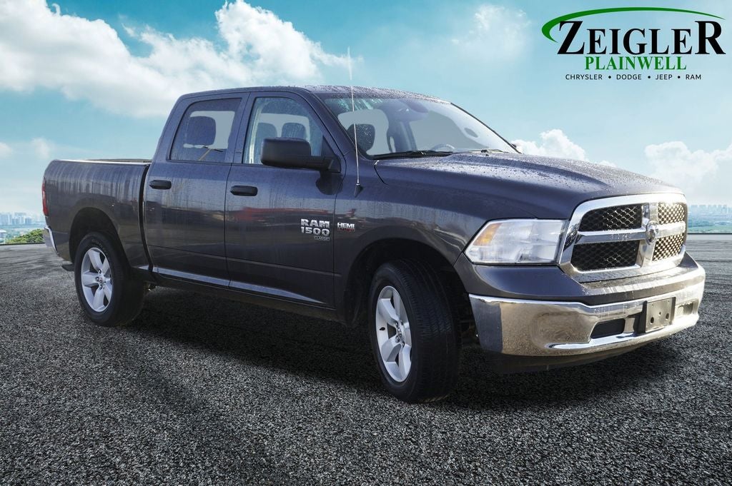 2023 RAM 1500 Classic SLT Integrated Voice Command w/Bluetooth & ParkView Re