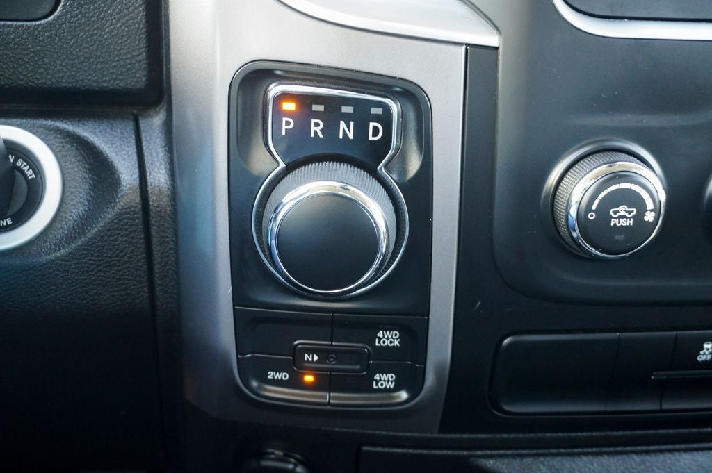 2023 RAM 1500 Classic SLT Integrated Voice Command w/Bluetooth & ParkView Re