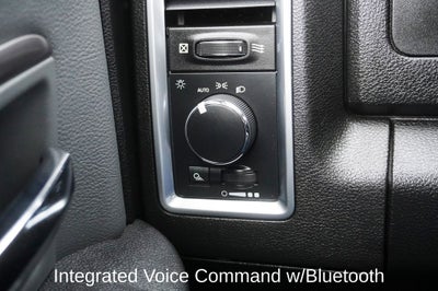 2022 RAM 1500 Classic SLT ParkView Rear Back-Up Camera & Integrated Voice Co