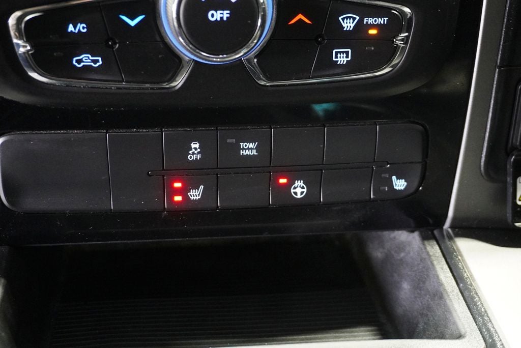2015 RAM 1500 Sport Integrated Voice Command w/Bluetooth