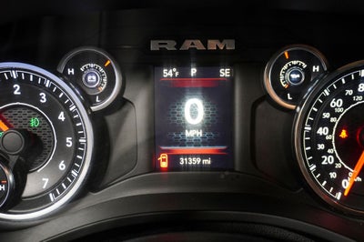 2021 RAM 1500 Big Horn/Lone Star Integrated Voice Command w/Bluetooth &Uconnect 4 w