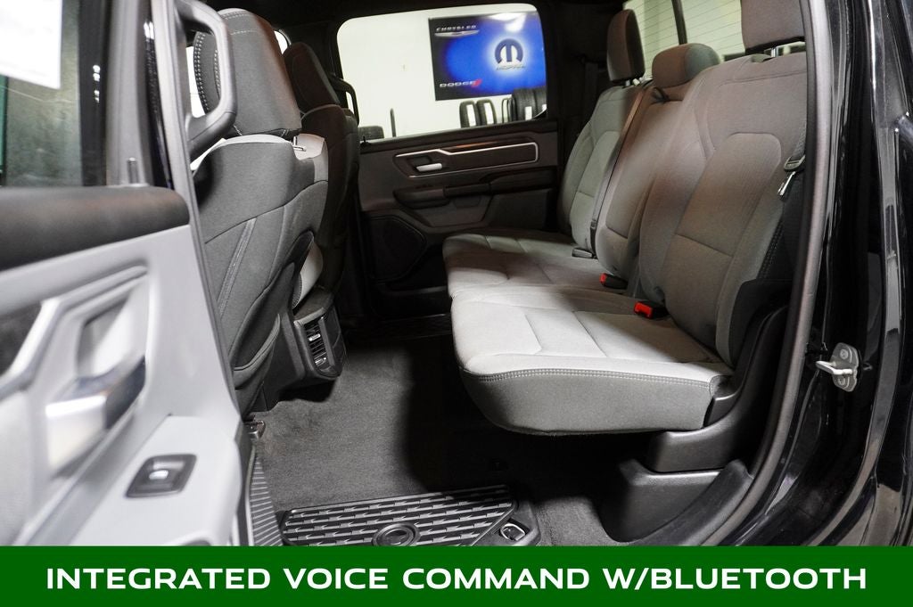 2021 RAM 1500 Big Horn/Lone Star Integrated Voice Command w/Bluetooth &Uconnect 4 w
