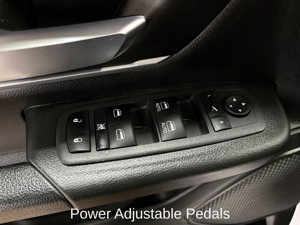 2022 RAM 1500 Big Horn/Lone Star ParkView Rear Back-Up Camera