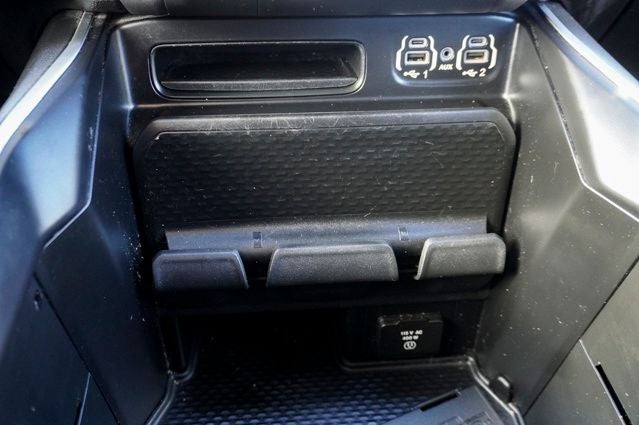 2020 RAM 1500 Big Horn/Lone Star Night Edition with 8.4" Touchscreen Display