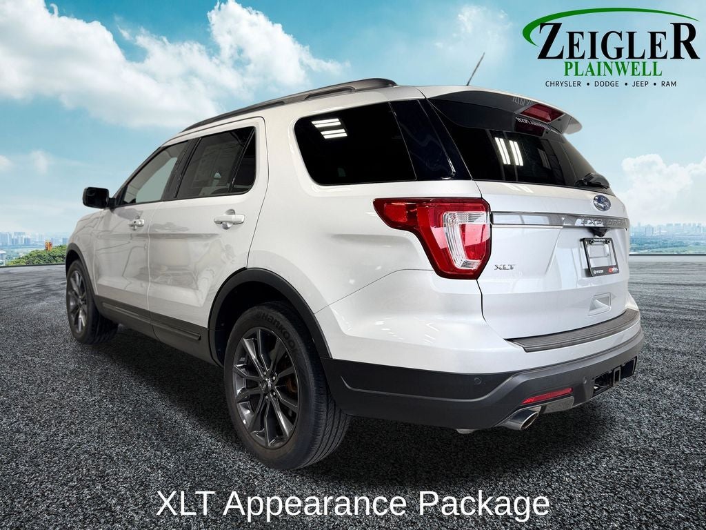 2018 Ford Explorer XLT Technology Feature Bundle