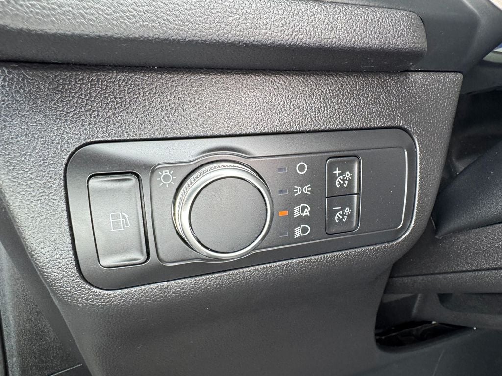 2022 Ford Escape Hybrid SE