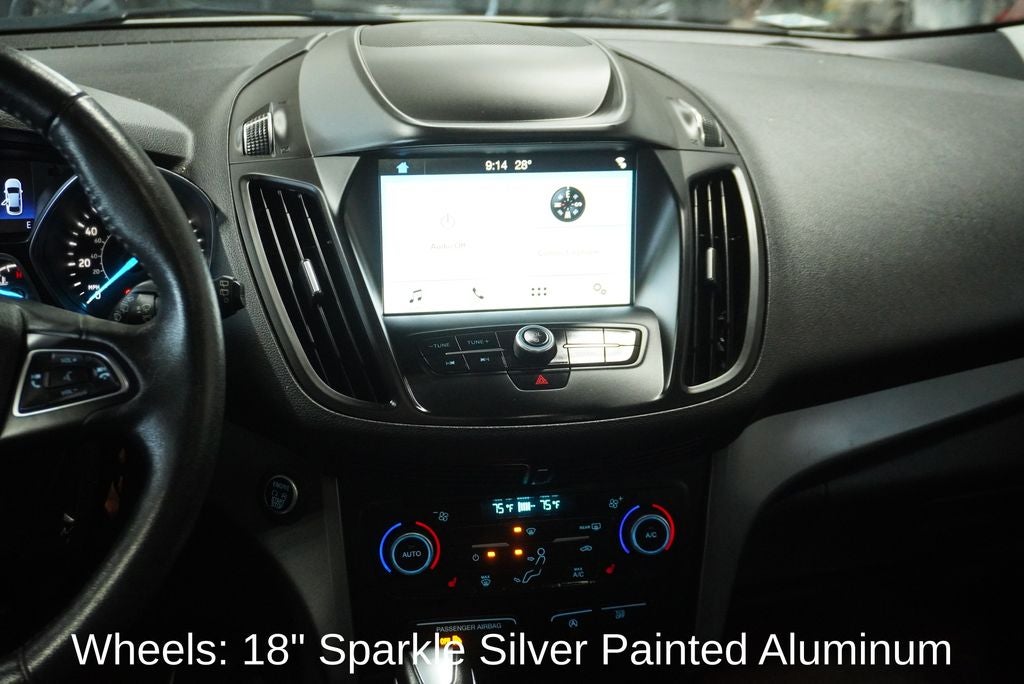 2019 Ford Escape SEL Panoramic Vista Roof