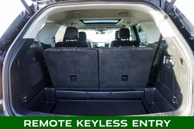 2022 Ford Explorer Limited Twin Panel Moonroof & Navigation System