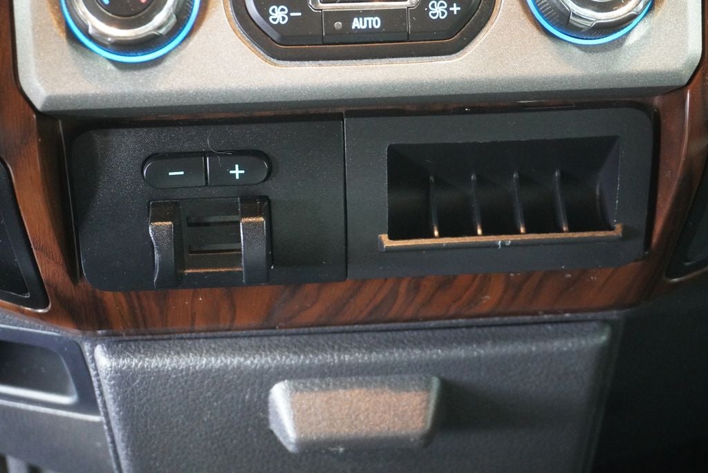 2015 Ford F-250SD Lariat Premium Sony Audio w/Single CD & Exterior Parking