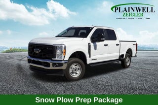 2023 Ford F-250SD XL GVWR: 10,000 lb Payload Package