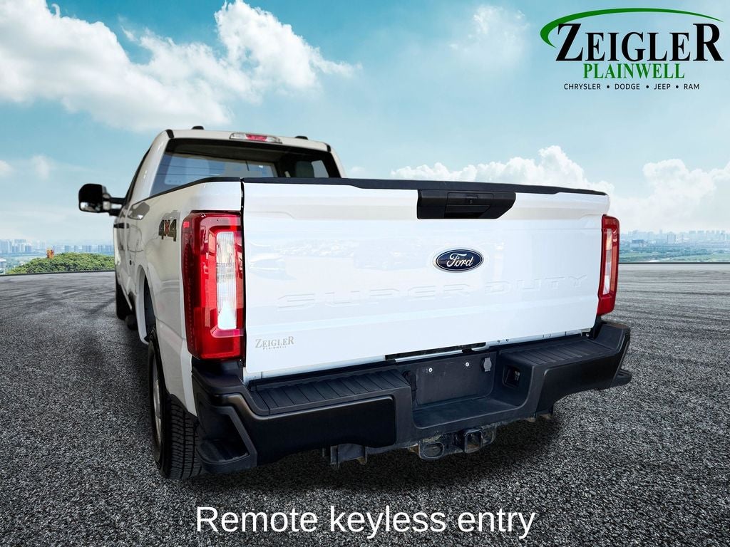2023 Ford F-250SD XL GVWR: 10,000 lb Payload Package