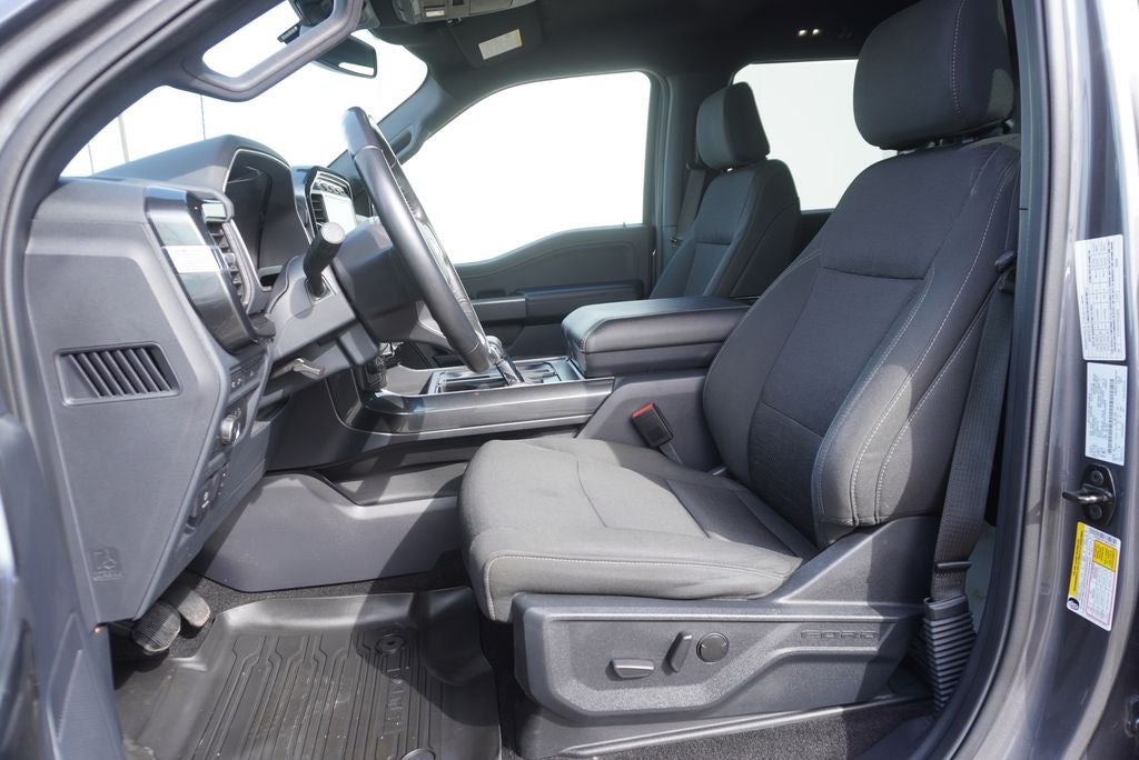 2022 Ford F-150 Base