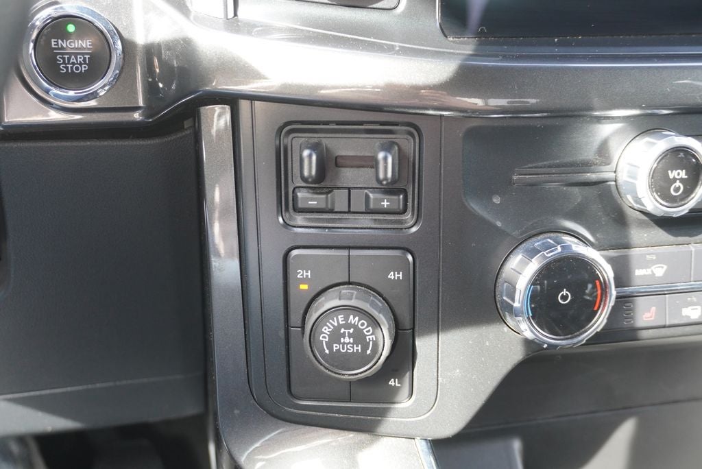 2022 Ford F-150 Base