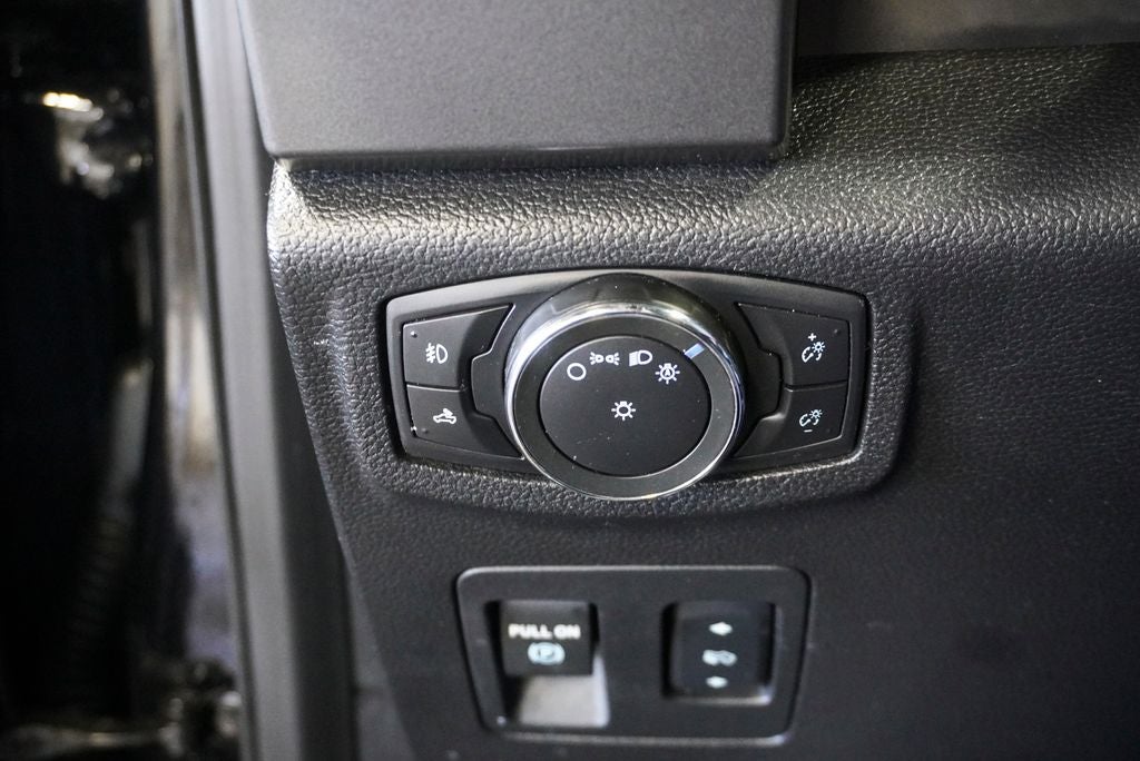 2017 Ford F-150 XLT Rear View Camera w/Dynamic Hitch Assist